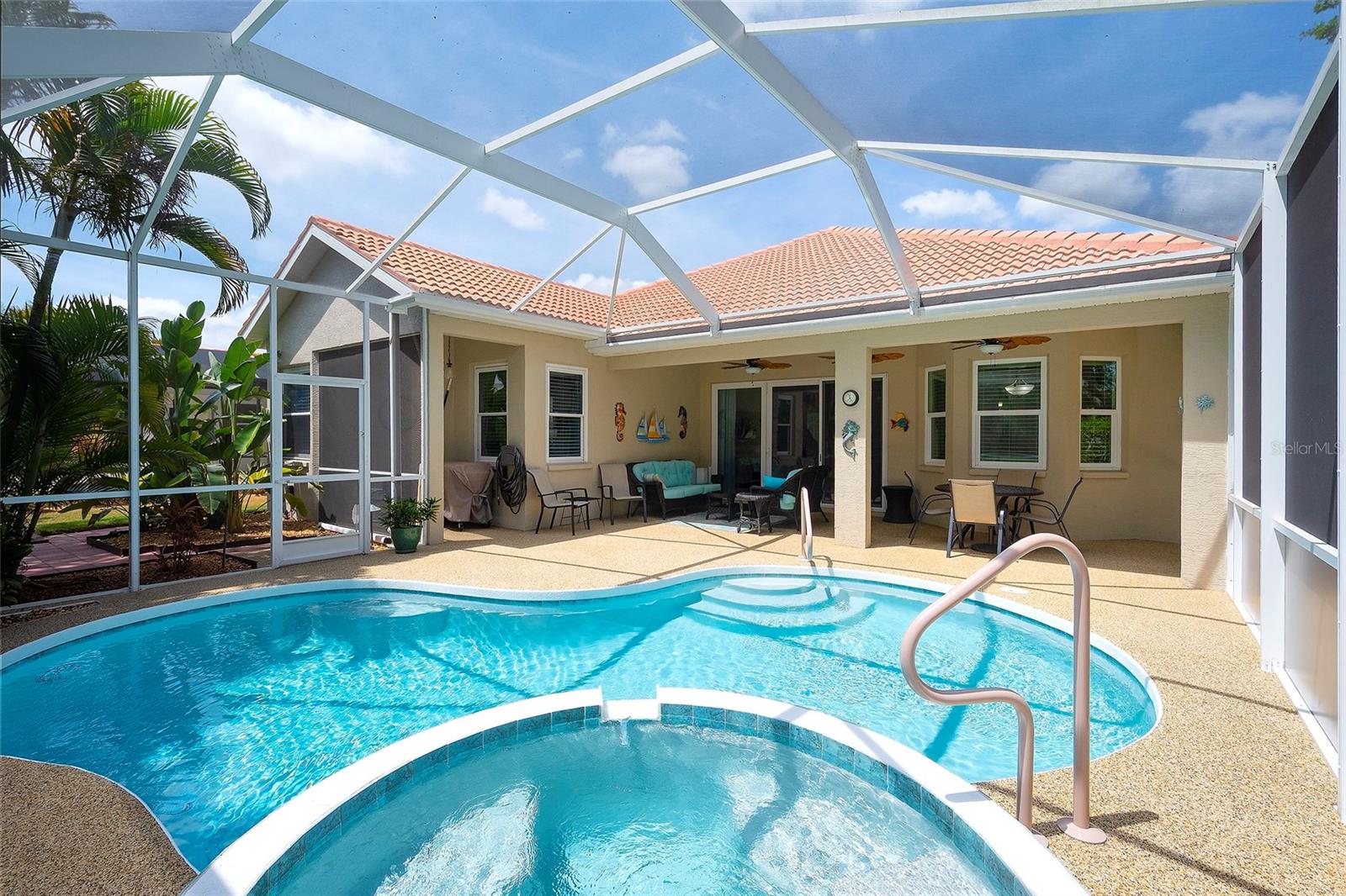 TARA PRESERVE/TAILFEATHER WAY AT TARA - Residential
