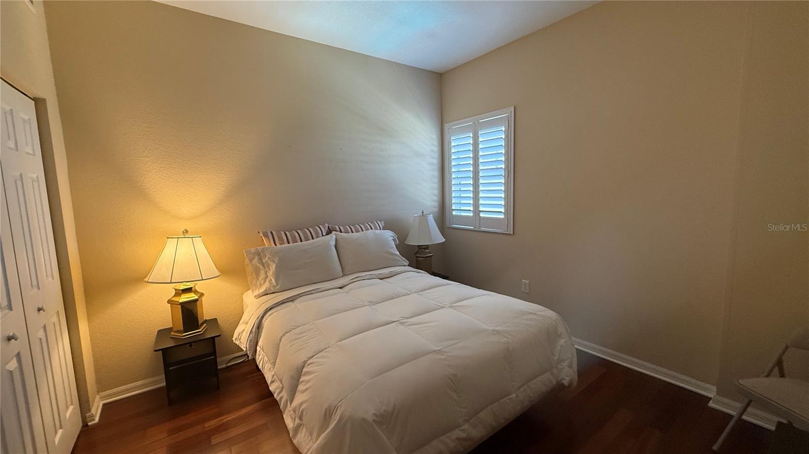 BROADWAY PROMENADE - Residential Lease