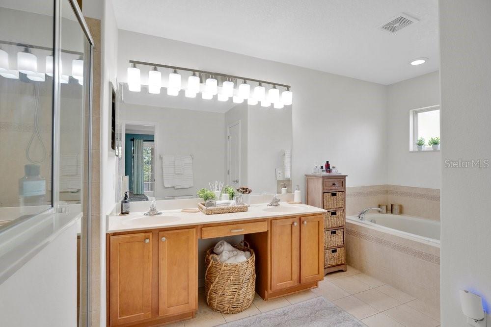 STONEYBROOK HILLS 18 - Residential