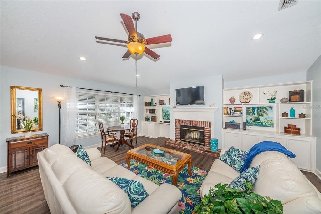 Photo of 301 Washington Avenue, Safety Harbor, FL 34695 (MLS # TB8486639)