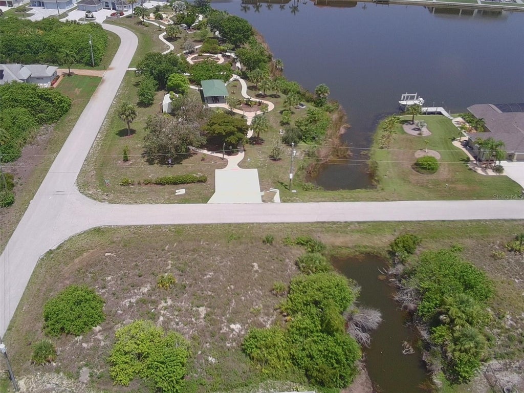 Photo of 13489 Trascoro Lane, Port Charlotte, FL 33981 (MLS # A4701374)