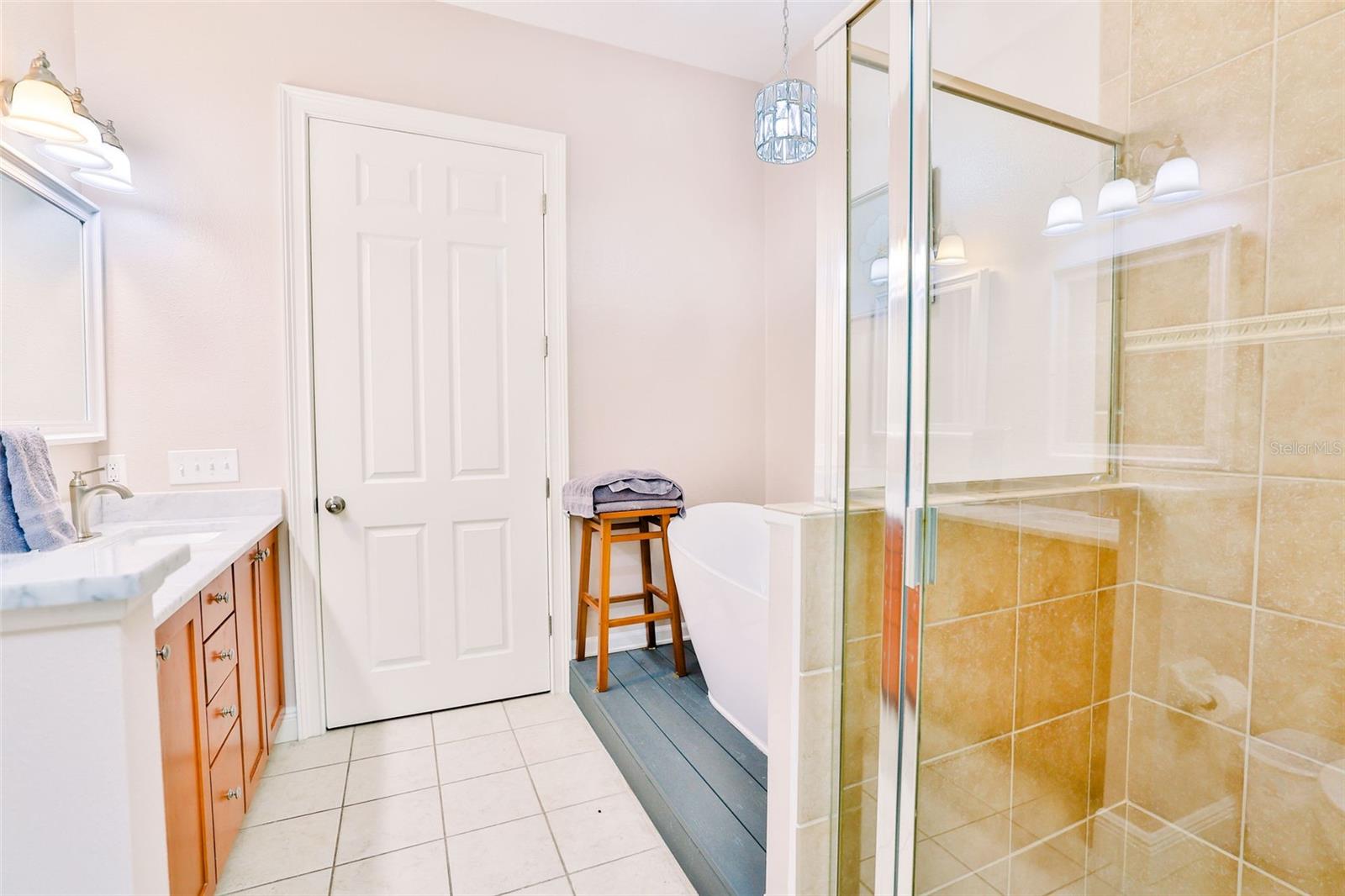 REUNION PH 2 PRCL 1 & 1A - Residential Lease