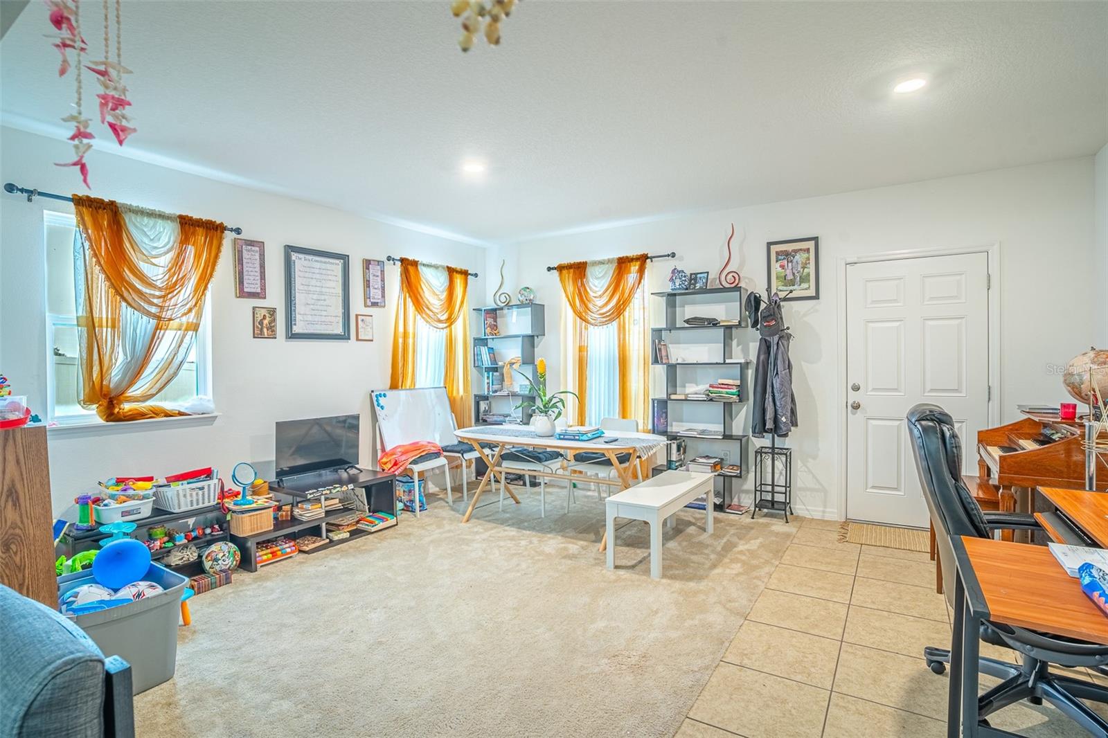 15107 ZENITH AVENUE