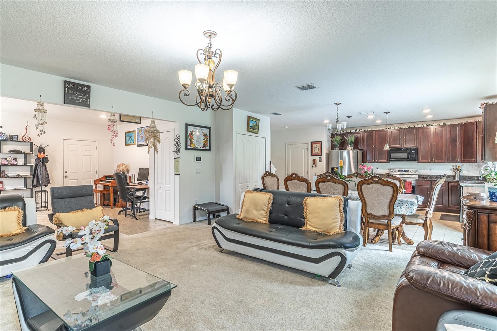 15107 ZENITH AVENUE
