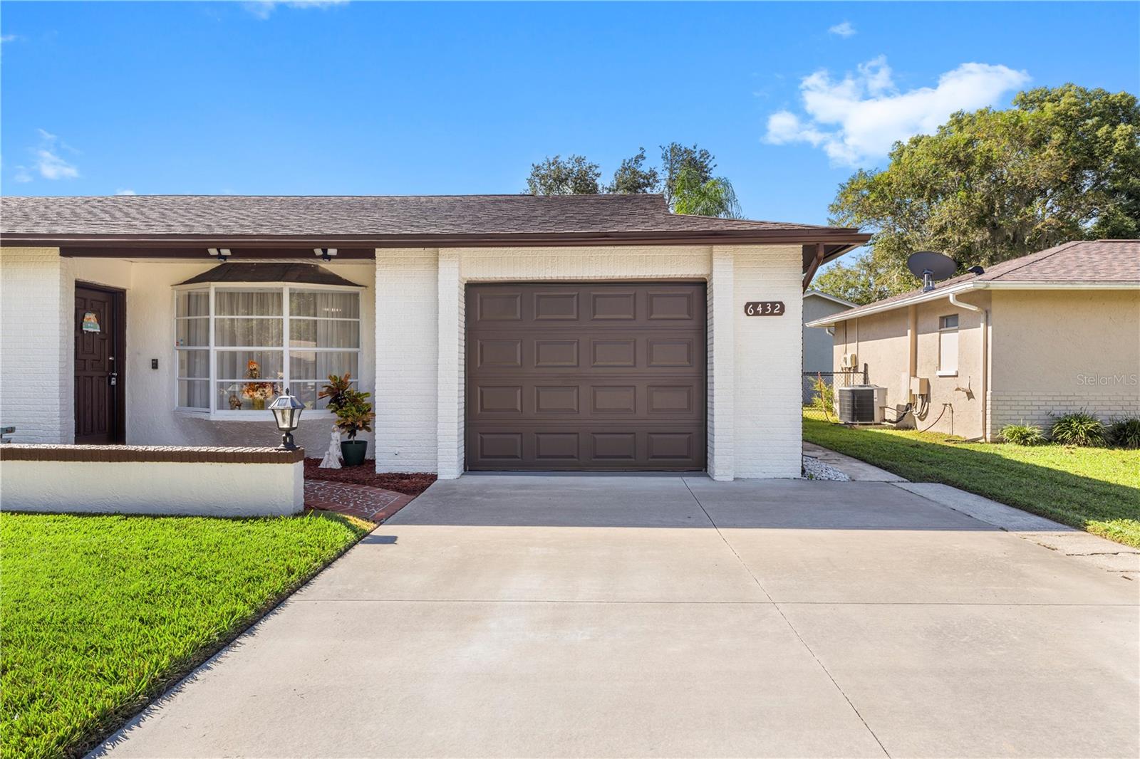 6432 MEADOWBROOK LANE