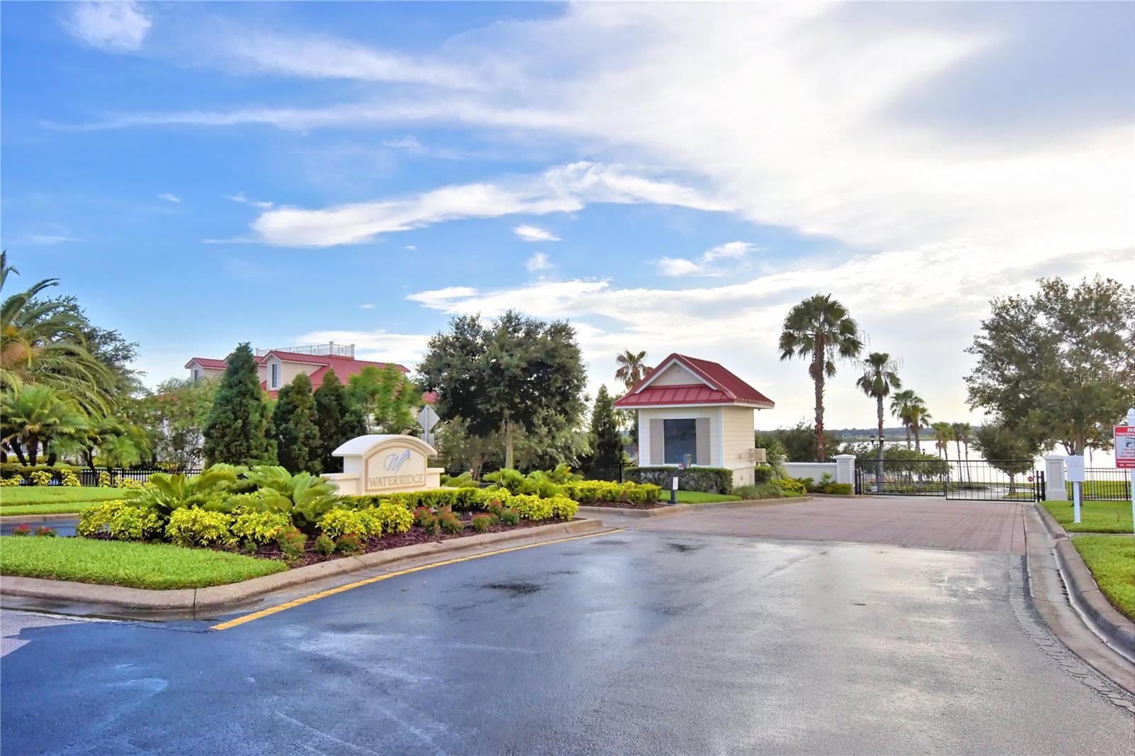 445 WATERFERN TRAIL DRIVE