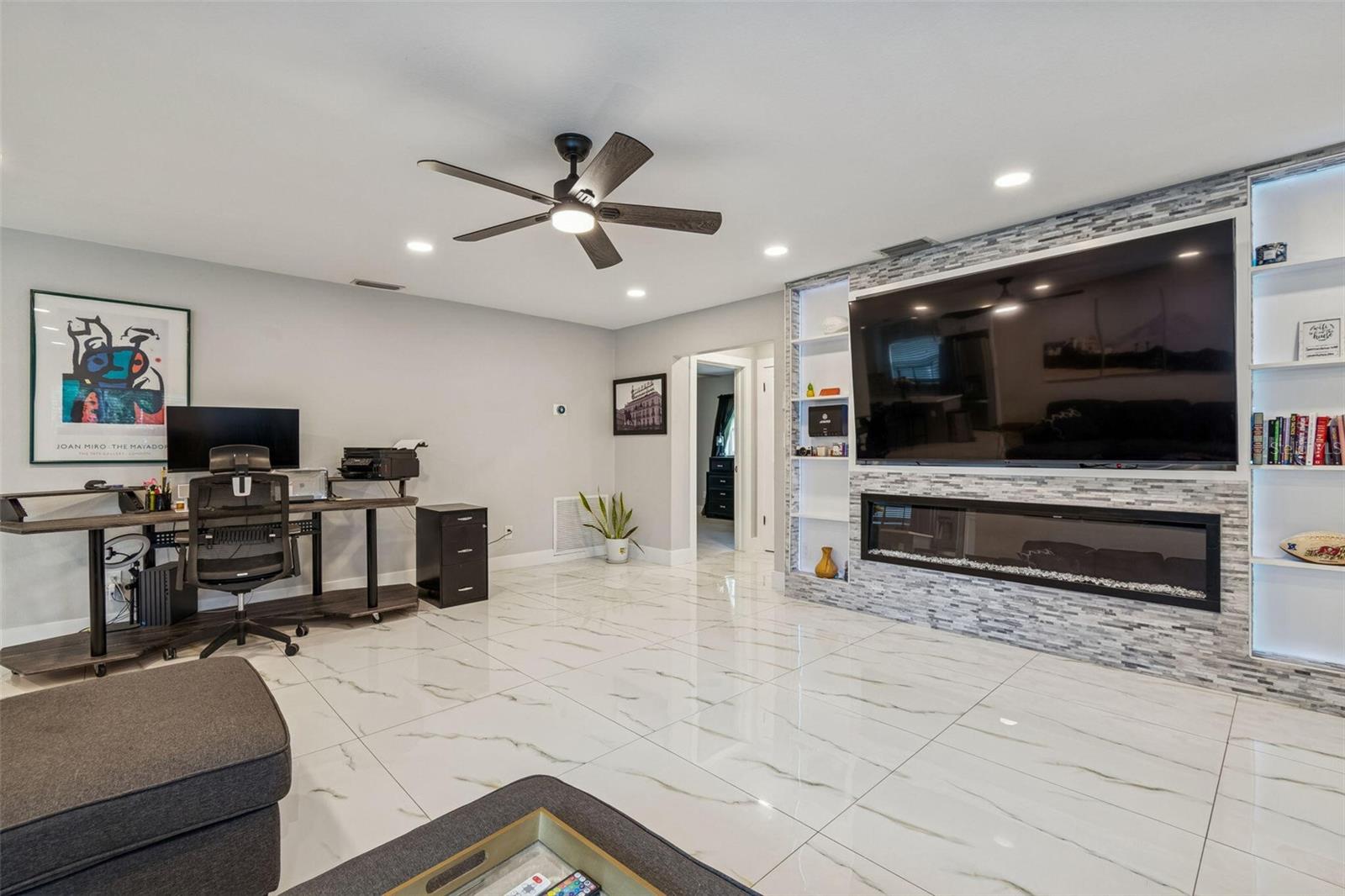 SULPHUR SPGS ADD - Residential