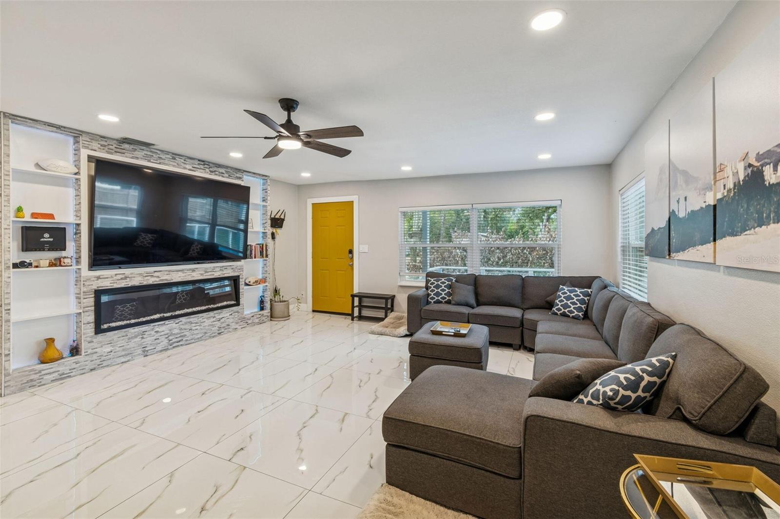 SULPHUR SPGS ADD - Residential