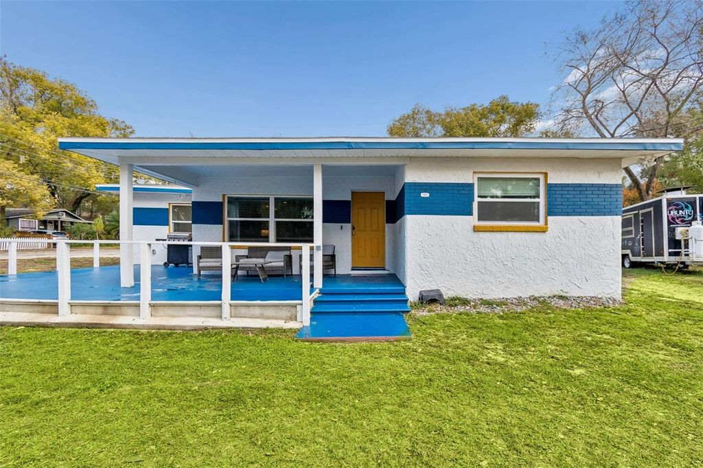 Photo of 1102 E River Cove Street, Tampa, FL 33604 (MLS # O6383900)