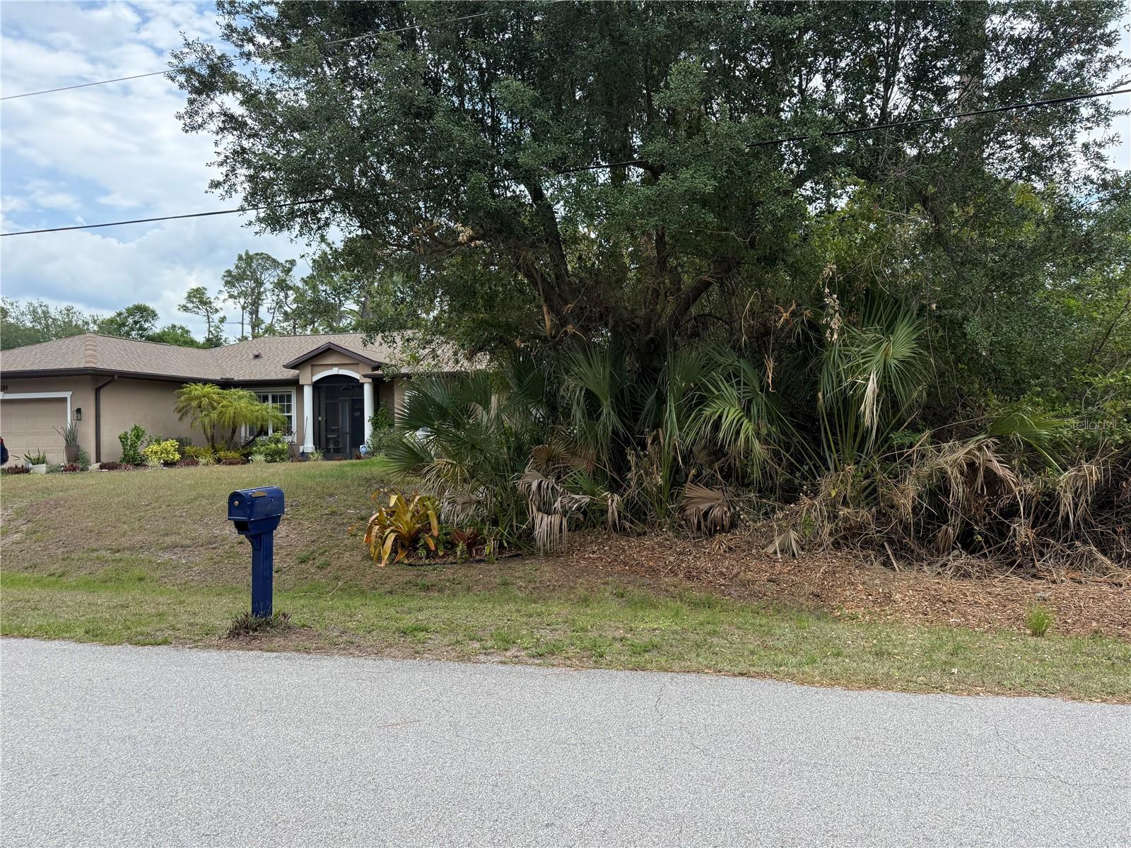 PORT CHARLOTTE SUB 08 - Land