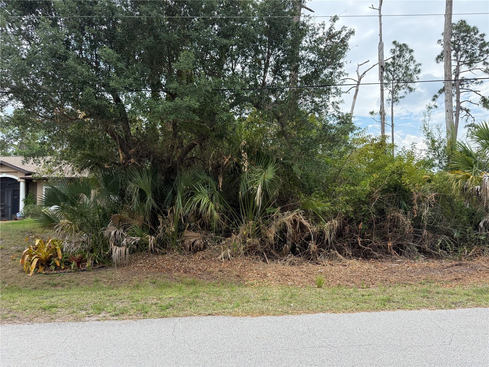 PORT CHARLOTTE SUB 08 - Land