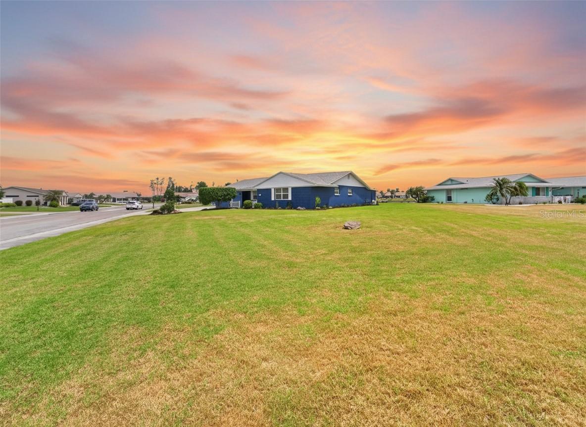 DEL WEBBS SUN CITY FLORIDA UN - Residential