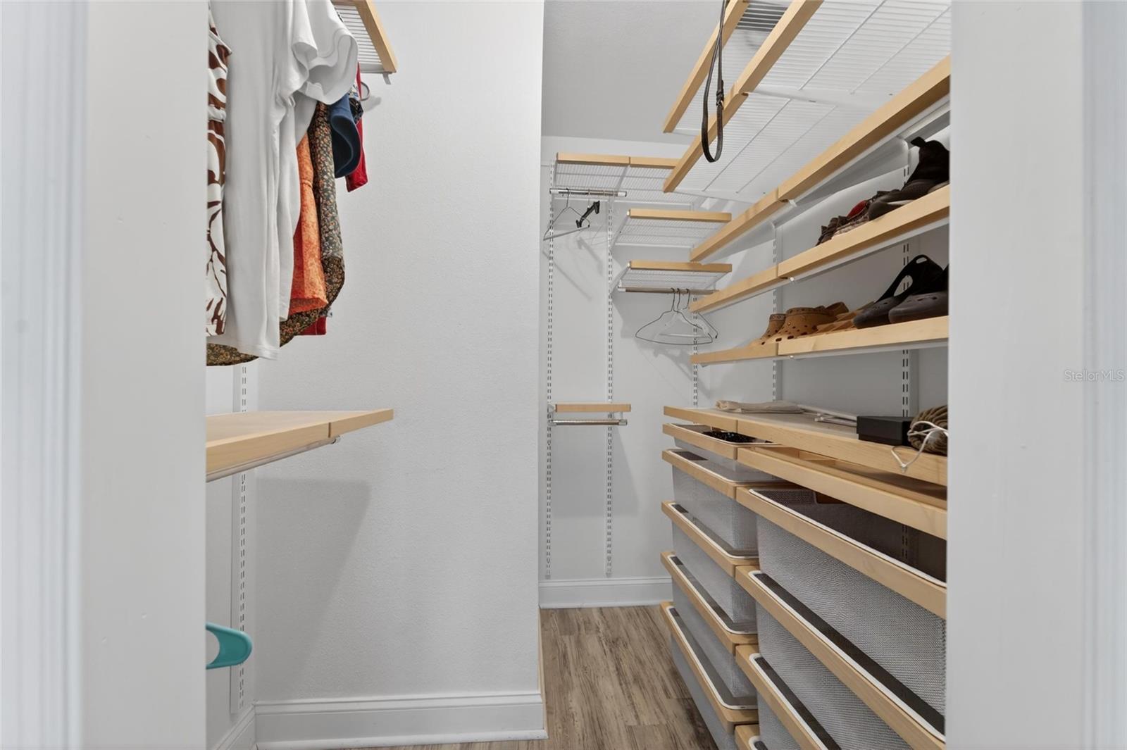 DEL WEBBS SUN CITY FLORIDA UN - Residential