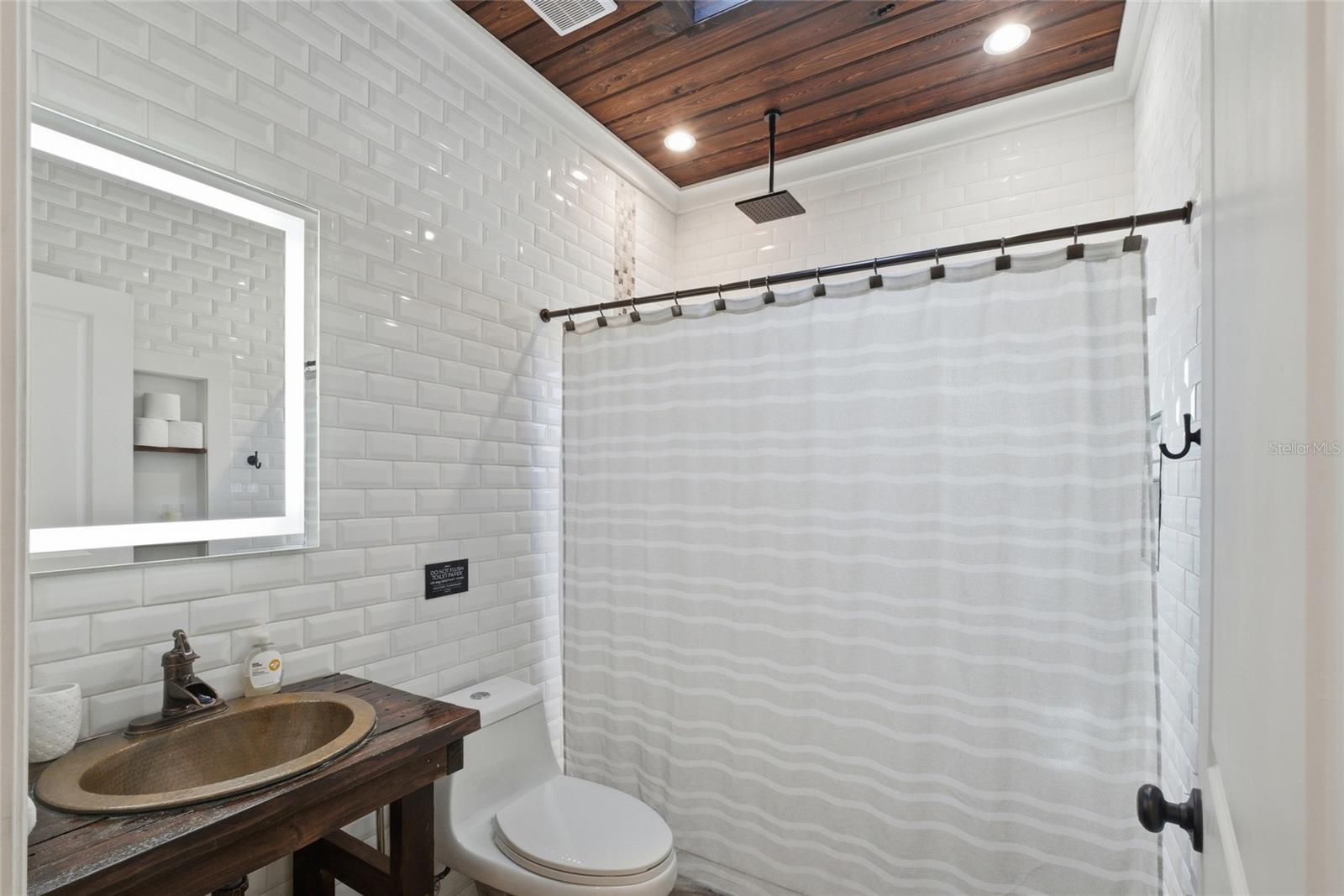 LAKE BELL TERRACE - Residential