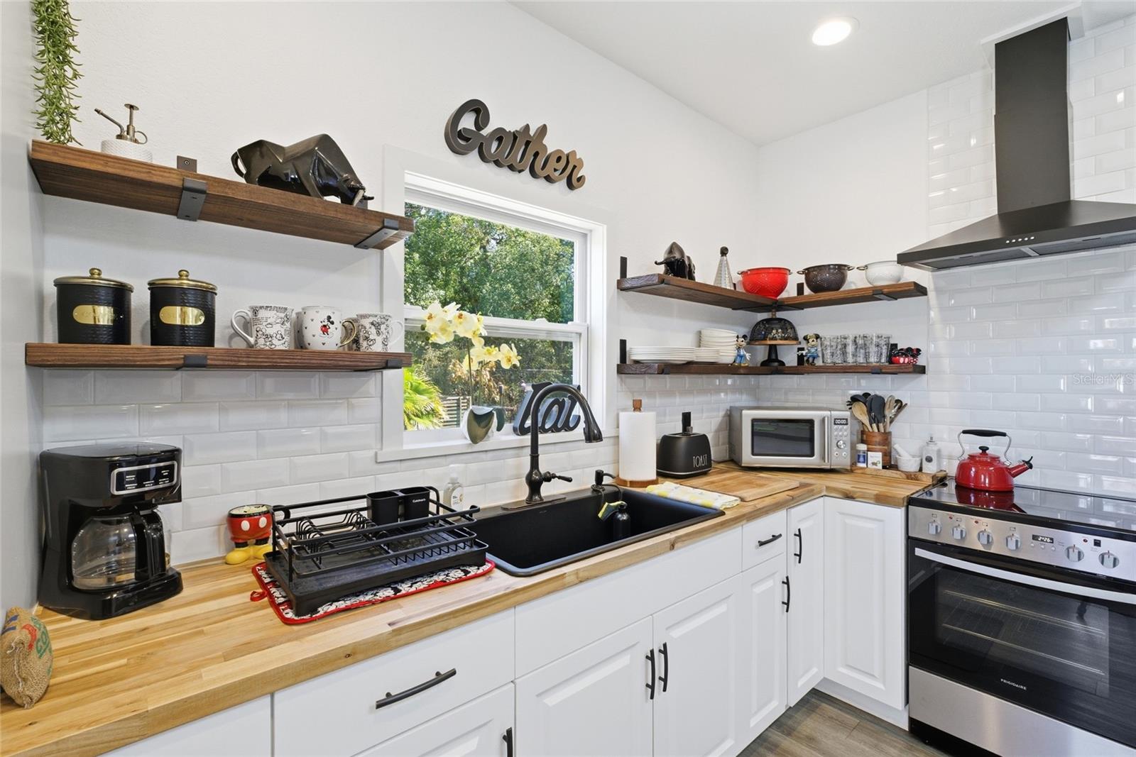 LAKE BELL TERRACE - Residential