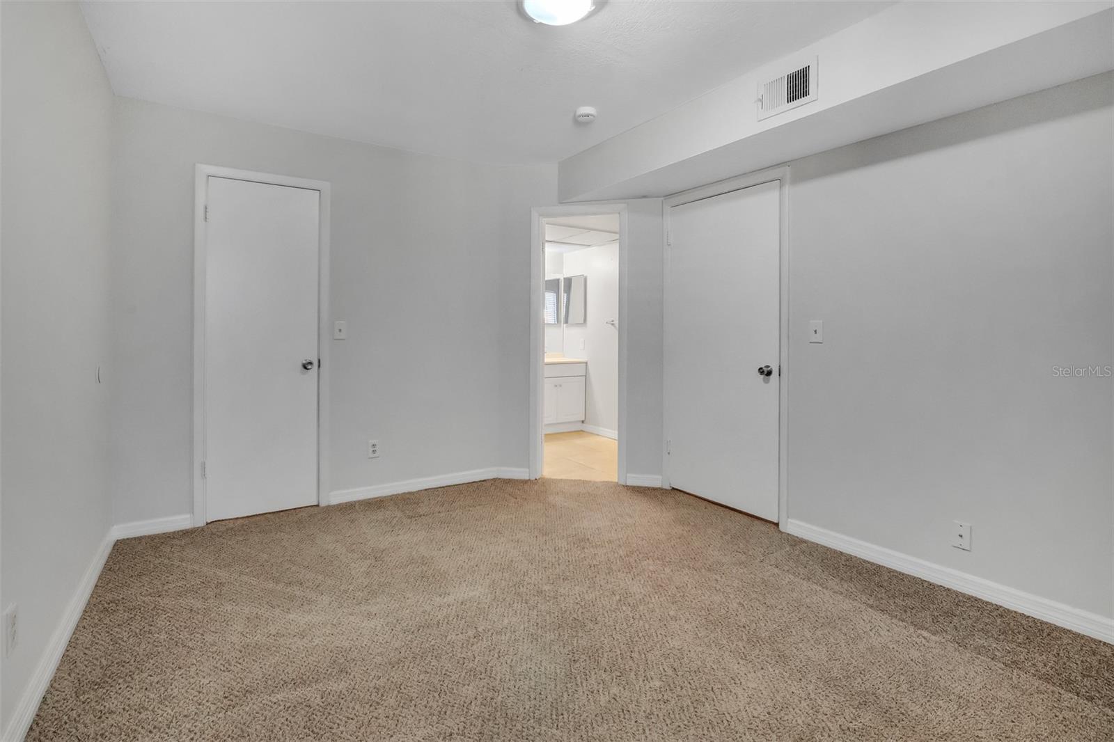 LAKEWOOD PARK A CONDO - Residential Lease