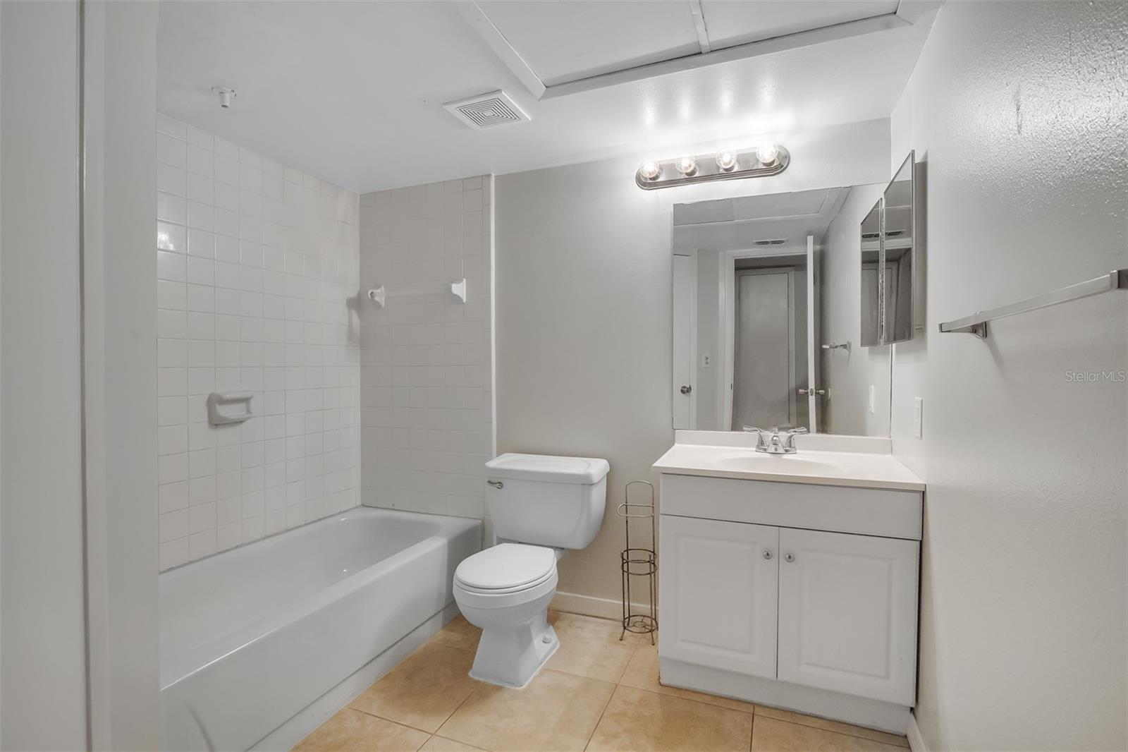 LAKEWOOD PARK A CONDO - Residential Lease