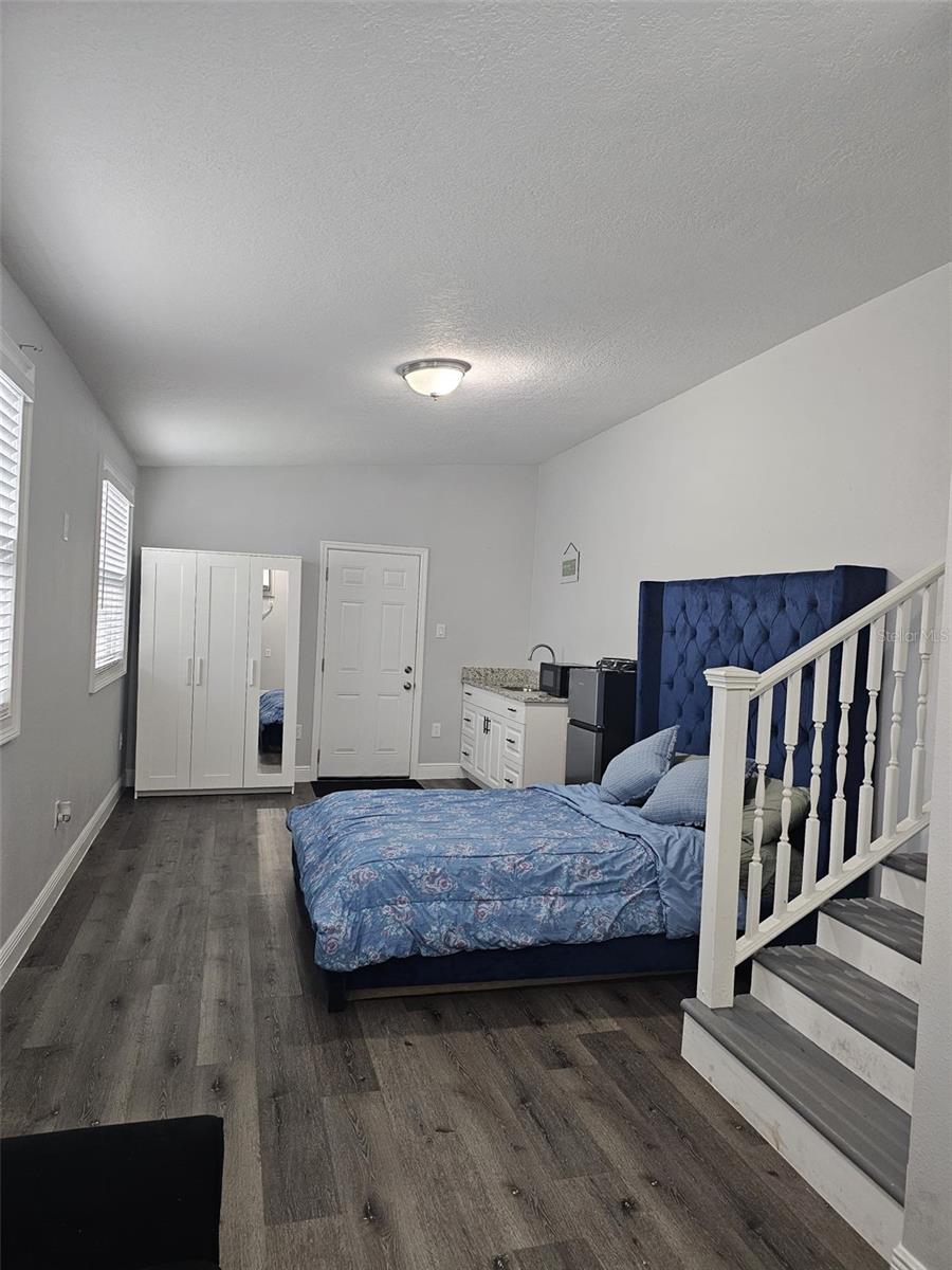 LYNNWOOD ESTATES - Residential Lease