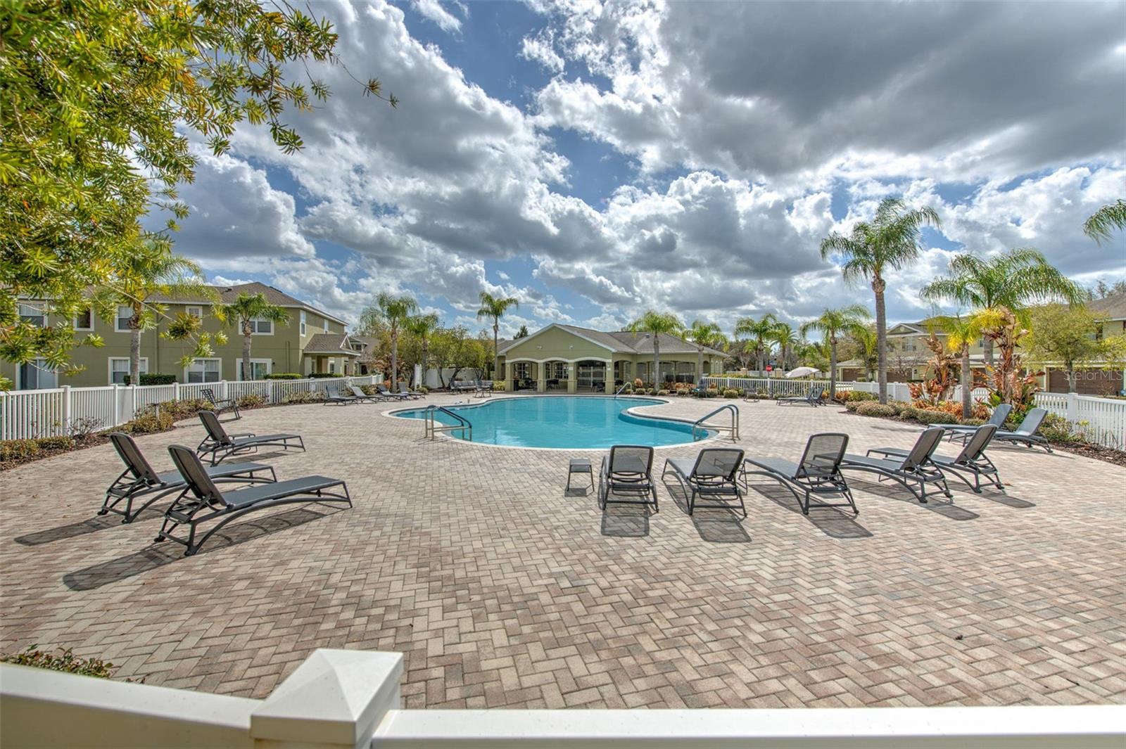 HAMMOCKS - Residential