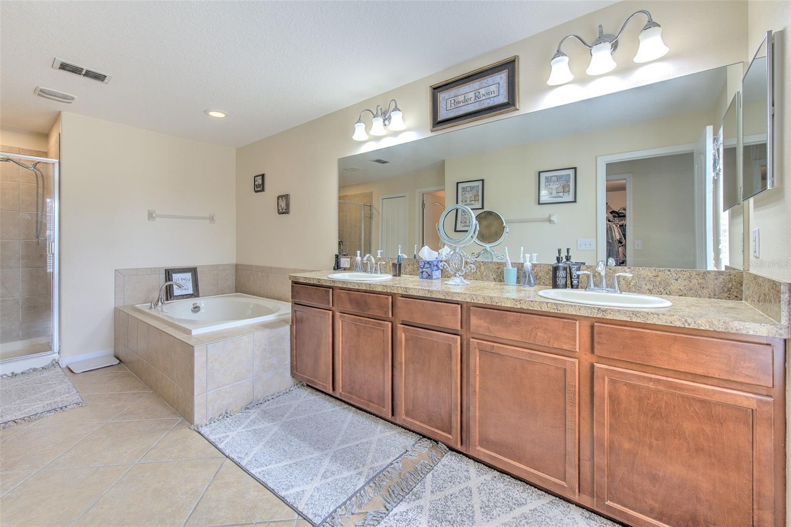 HAMMOCKS - Residential