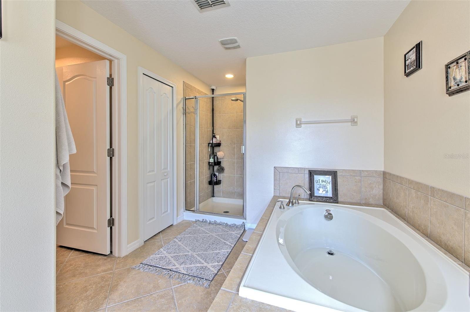 HAMMOCKS - Residential