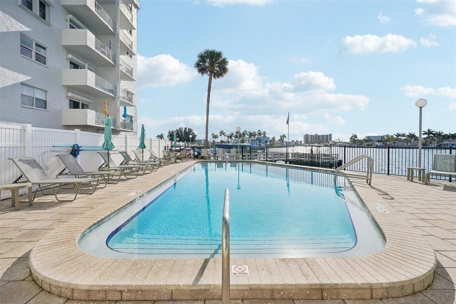 ST JAMES CONDO - Residential