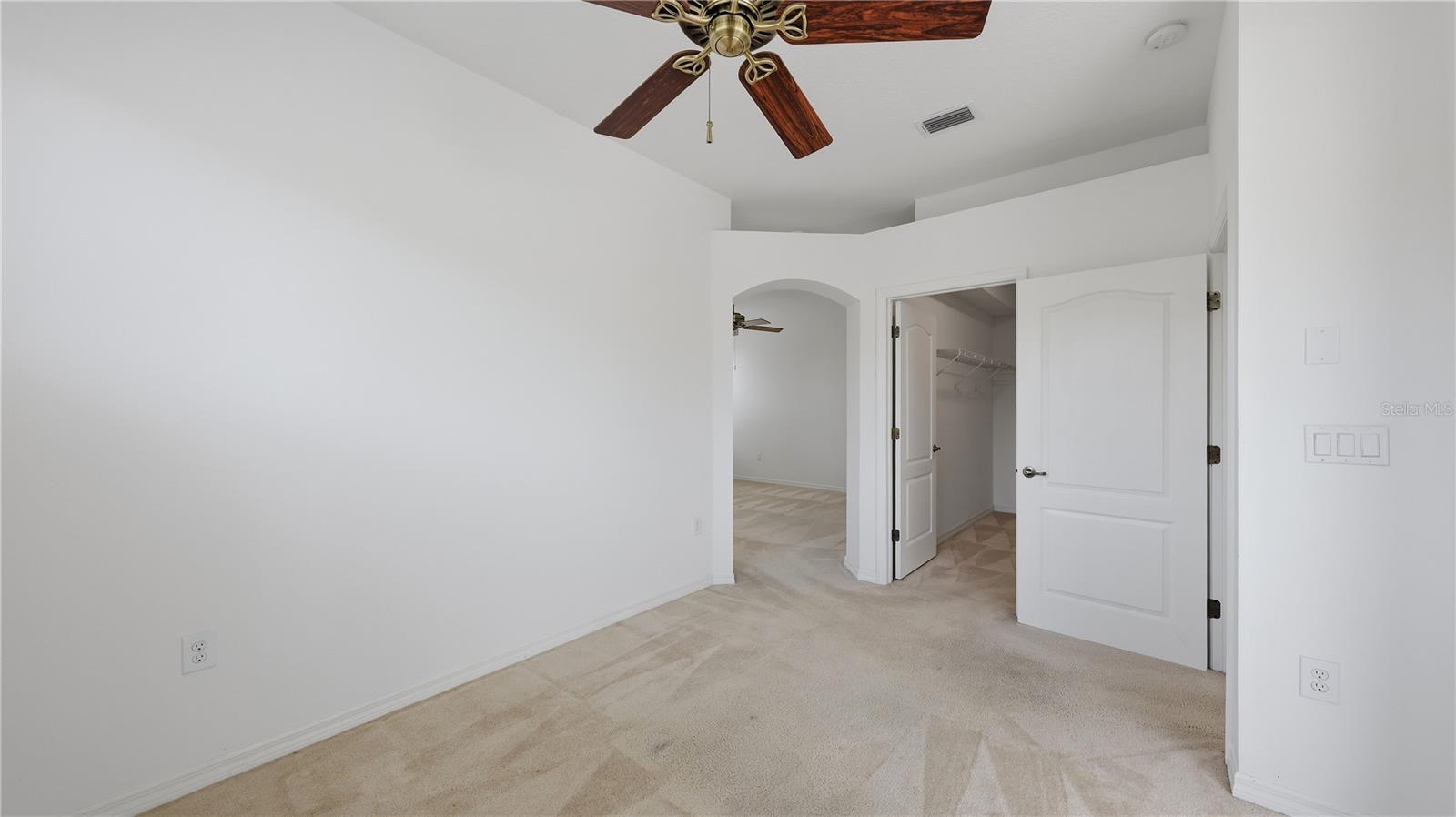 FOREST CREEK - Residential