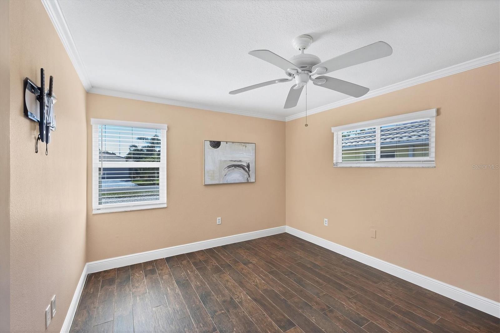 SORRENTO EAST - Residential