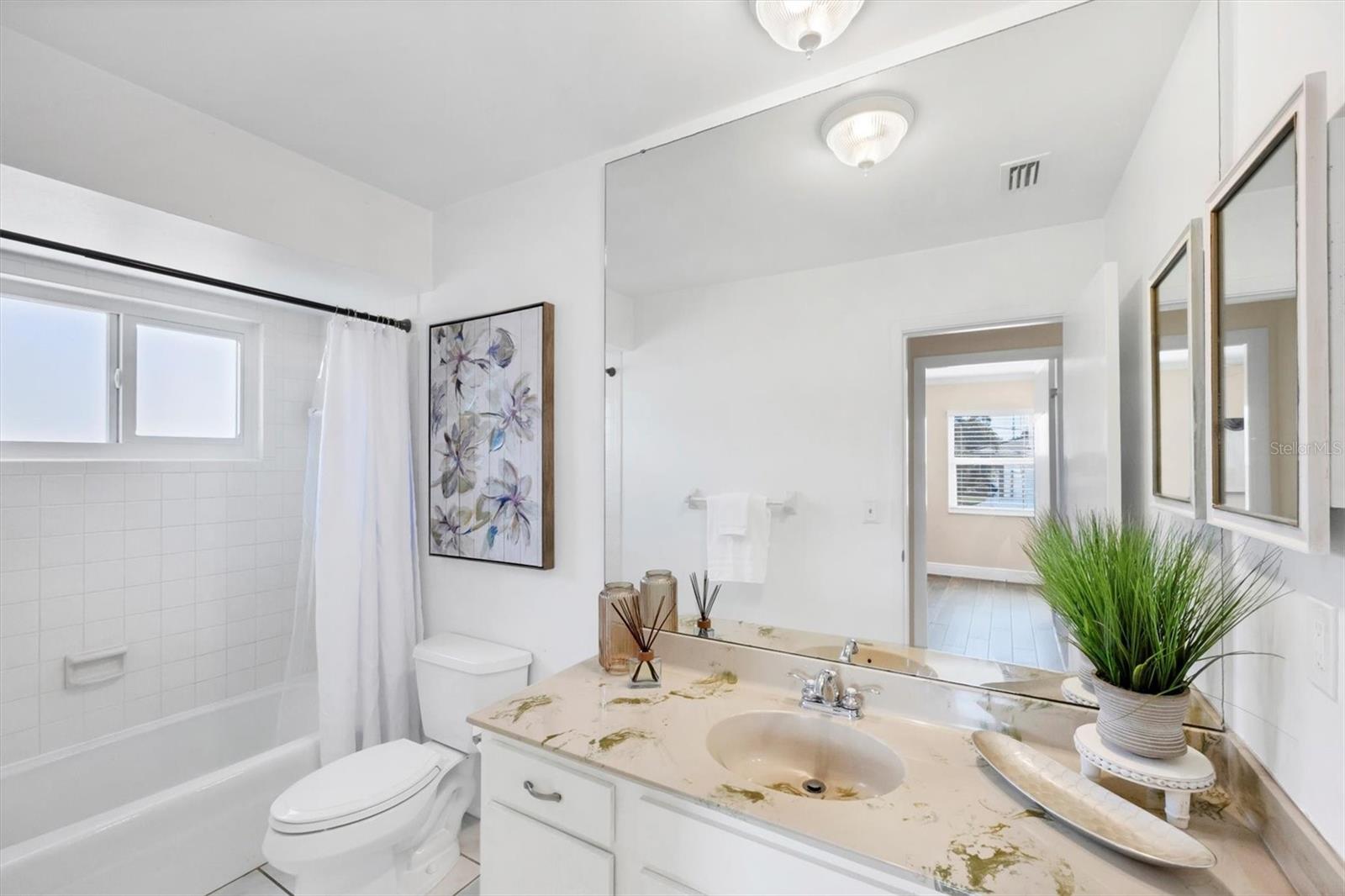 SORRENTO EAST - Residential