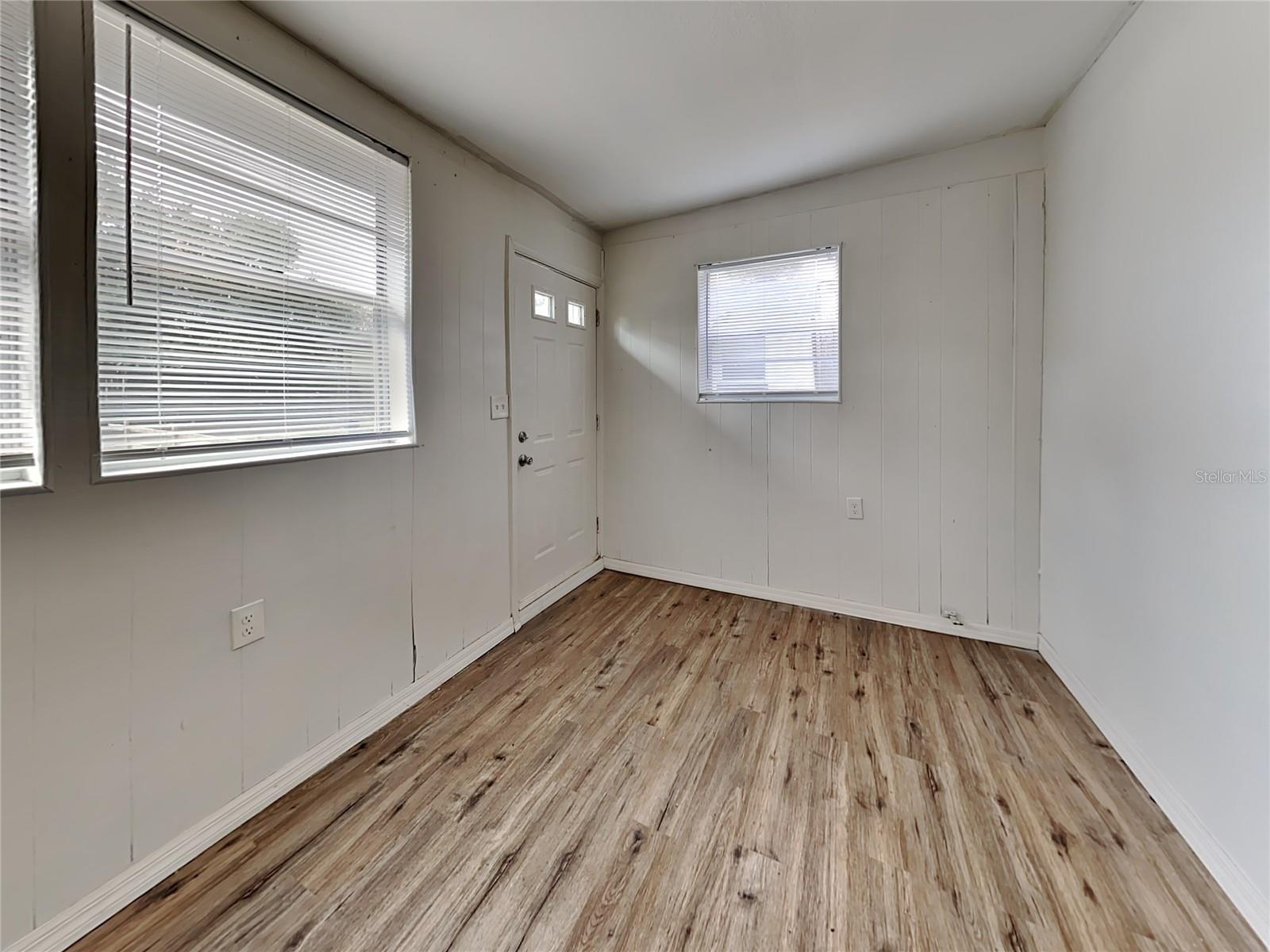 STETSON HOME ESTATES DELAND - Residential Lease