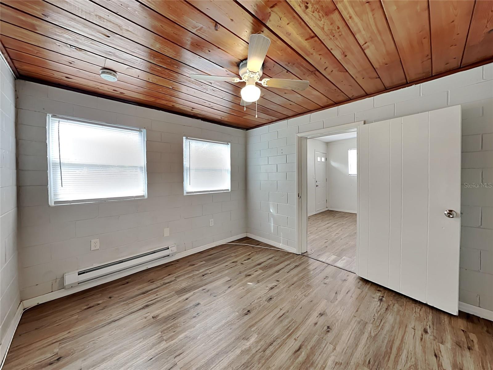 STETSON HOME ESTATES DELAND - Residential Lease