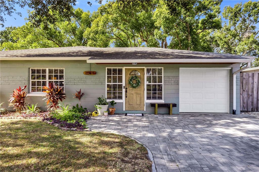 Photo of 11104 N Teegreen Road, Tampa, FL 33612 (MLS # TB8449647)