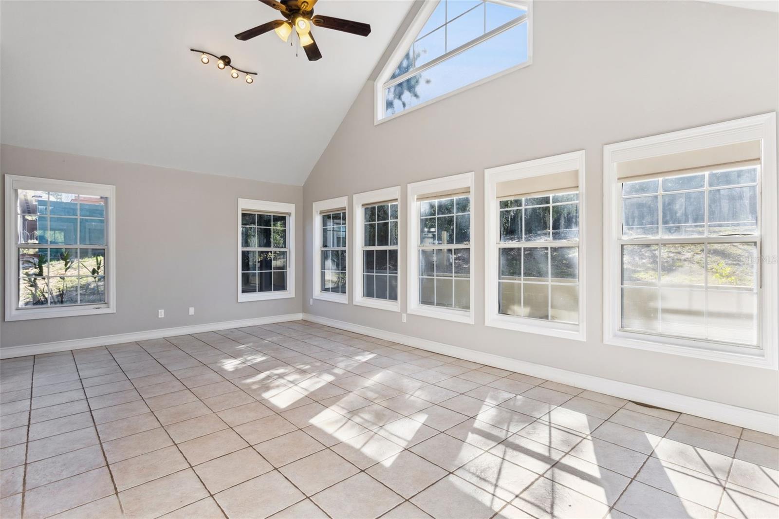 GROVELAND TERRACE SUB - Residential