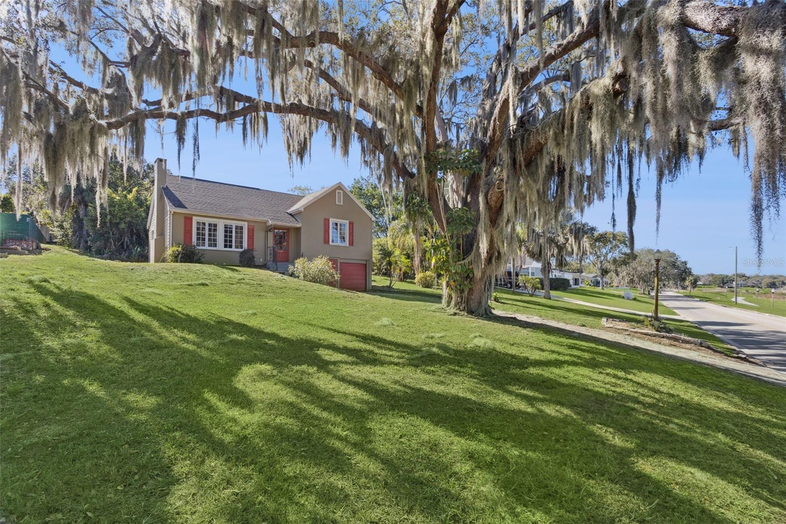 GROVELAND TERRACE SUB - Residential