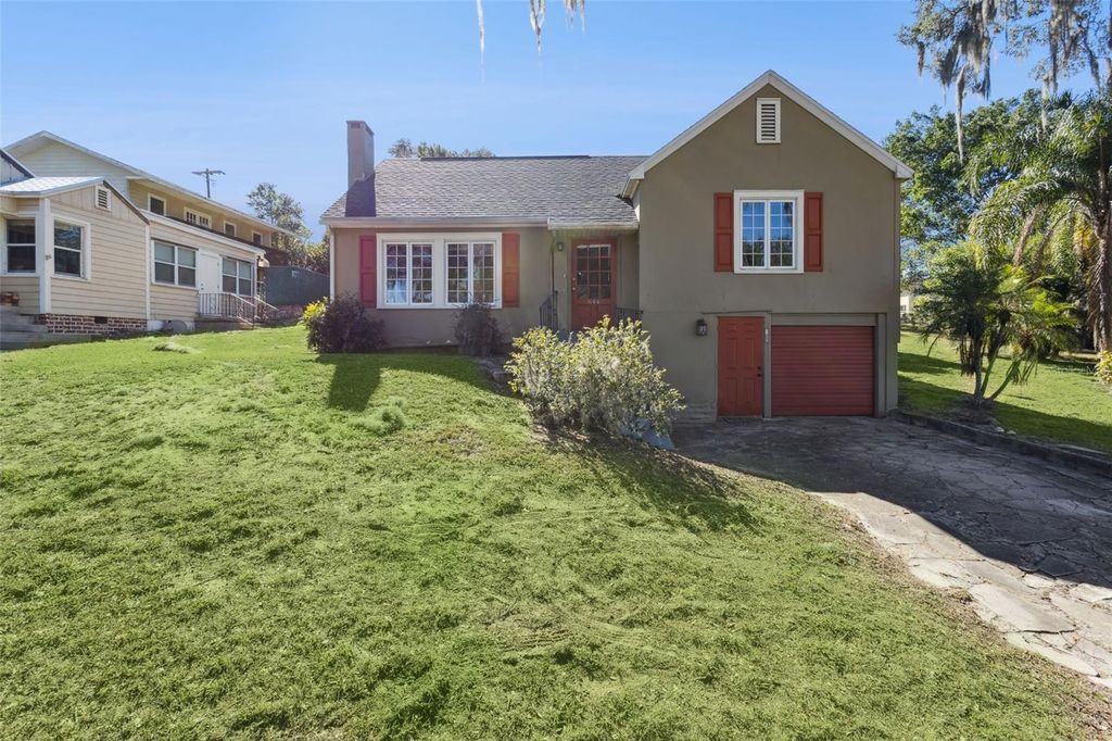 Photo of 844 S Lakeshore Boulevard, Lake Wales, FL 33853 (MLS # P4937550)