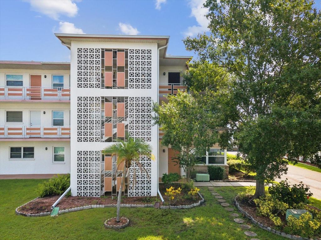 Photo of 6015 19th Street N #117, St Petersburg, FL 33714 (MLS # TB8402637)