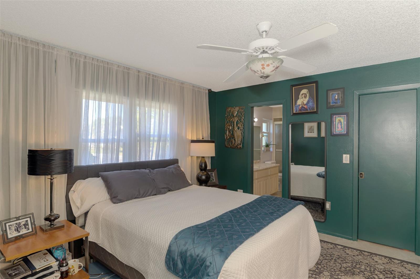 WATERFRONT ESTATES - Residential