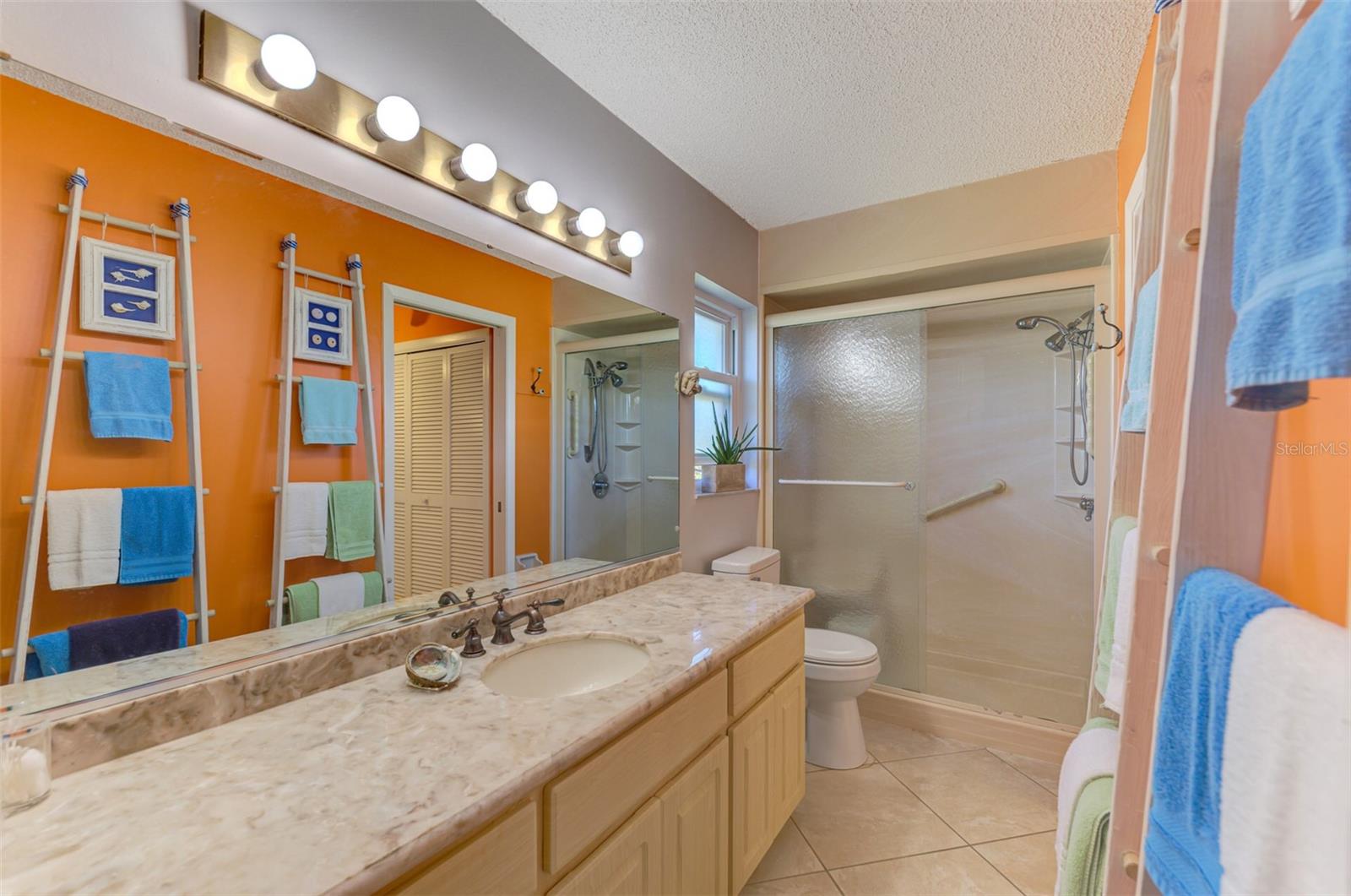 WATERFRONT ESTATES - Residential