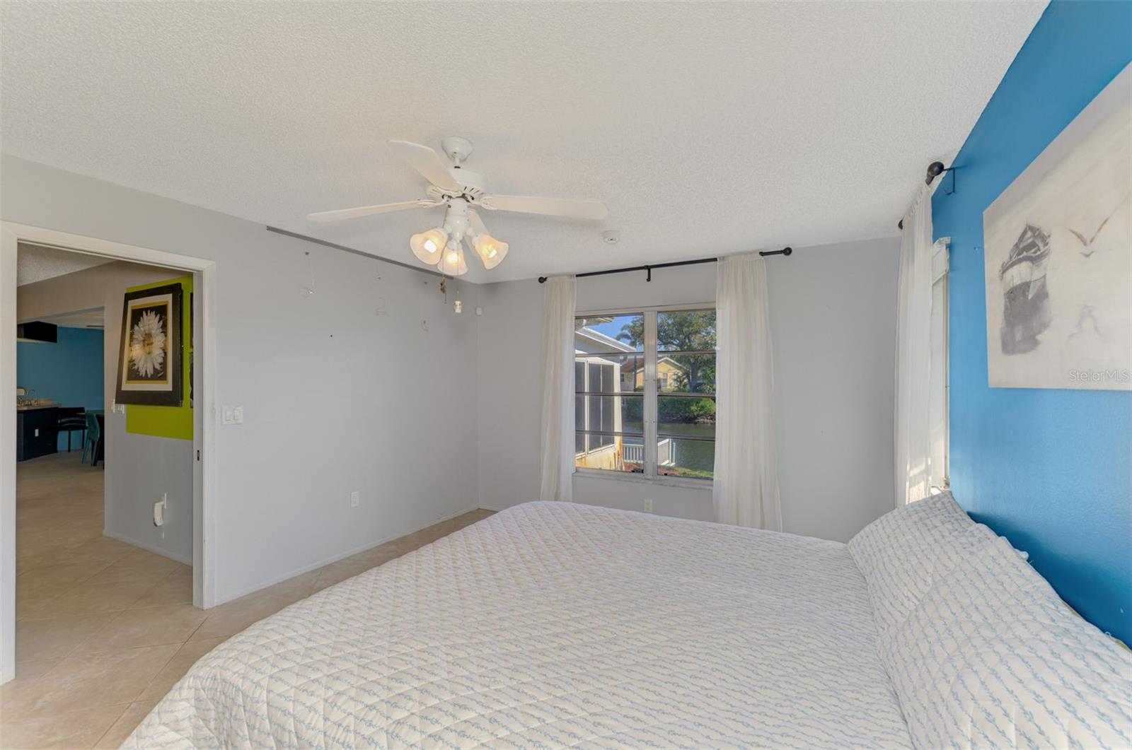 WATERFRONT ESTATES - Residential