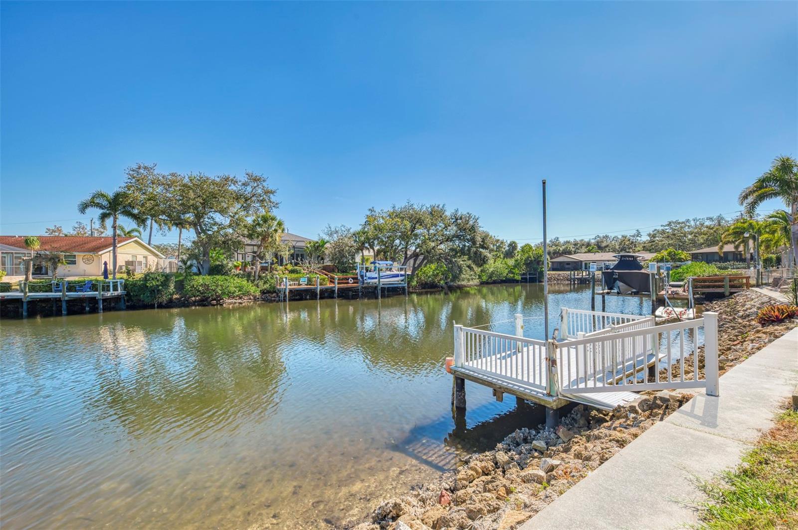 WATERFRONT ESTATES - Residential