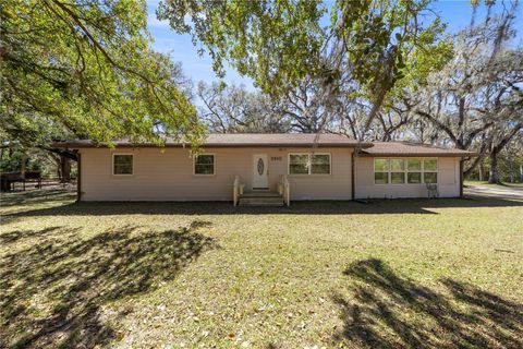 Photo of 3910 SE 52nd Street, Ocala, FL 34480 (MLS # OM719398)