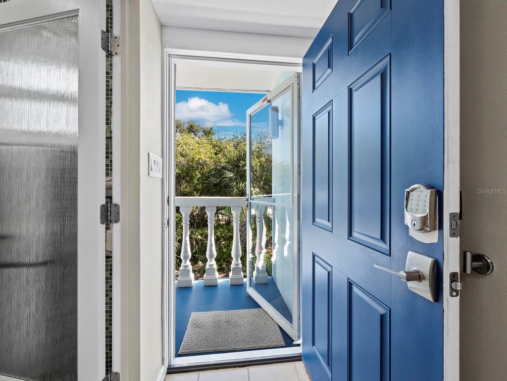 Photo of 2850 Gulf Of Mexico Drive #2, Longboat Key, FL 34228 (MLS # A4670111)