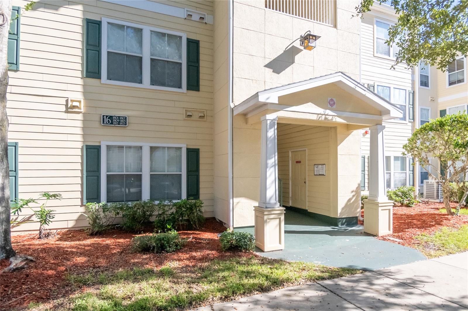 EQUESTRIAN PARC AT HIGHWOODS P - Residential