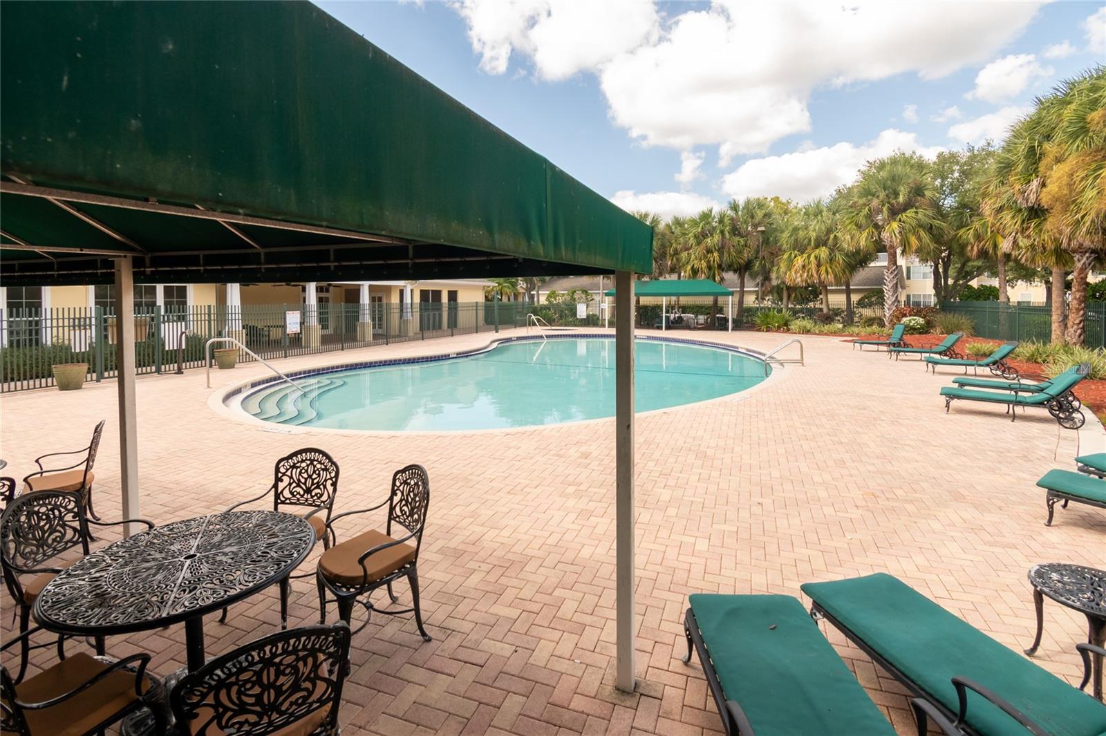 EQUESTRIAN PARC AT HIGHWOODS P - Residential