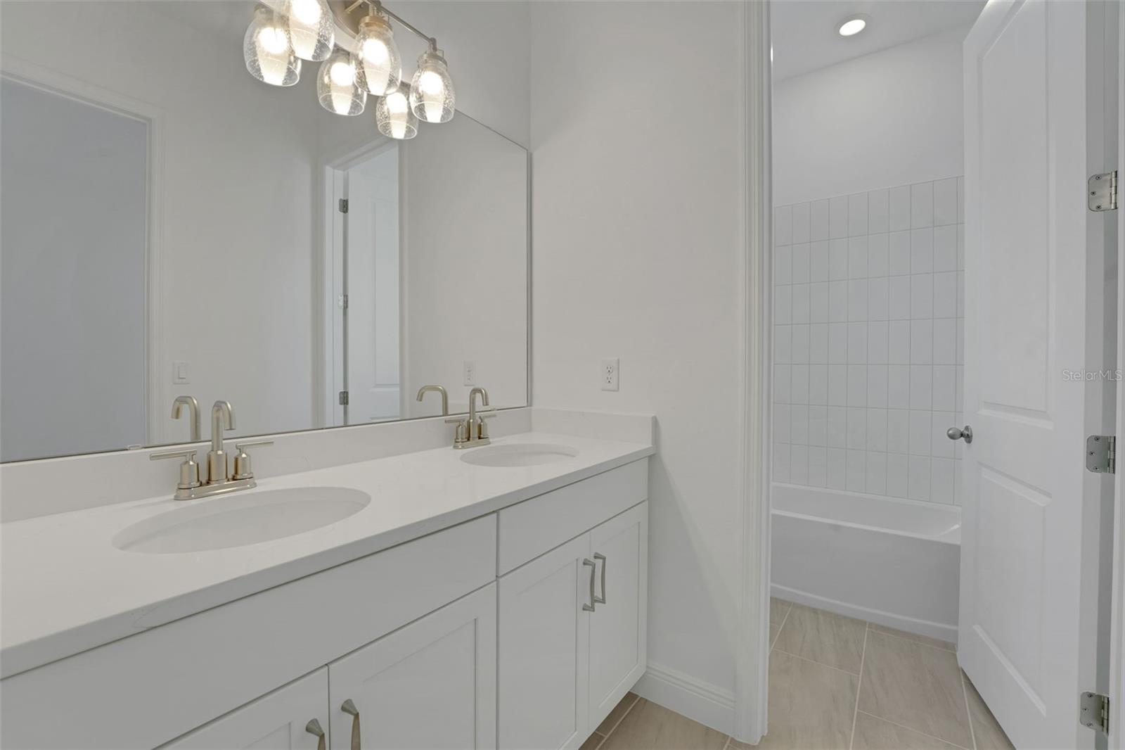 PALMS AT WINDERMERE - Residential