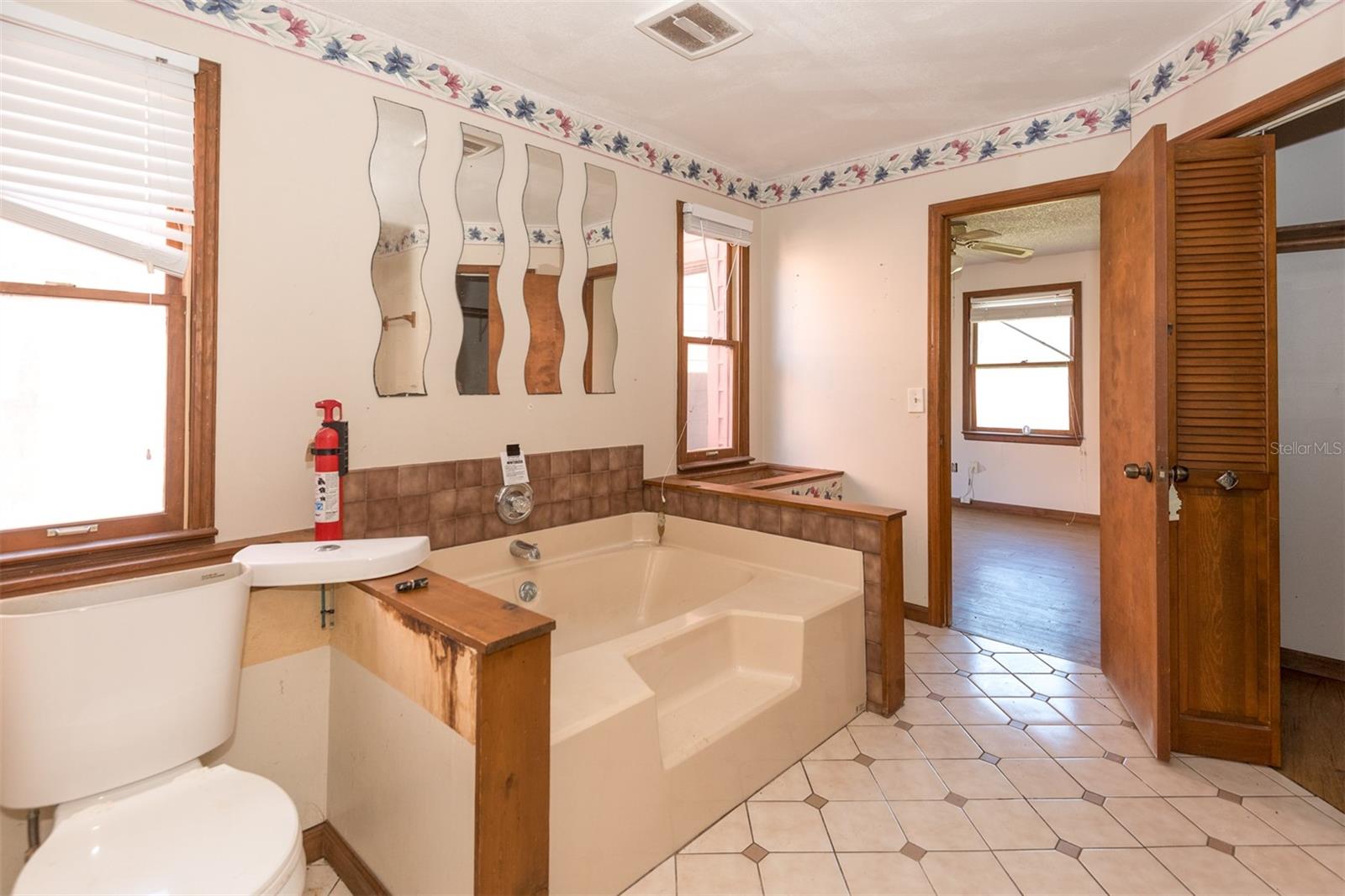 ST AUGUSTINE SOUTH - Residential