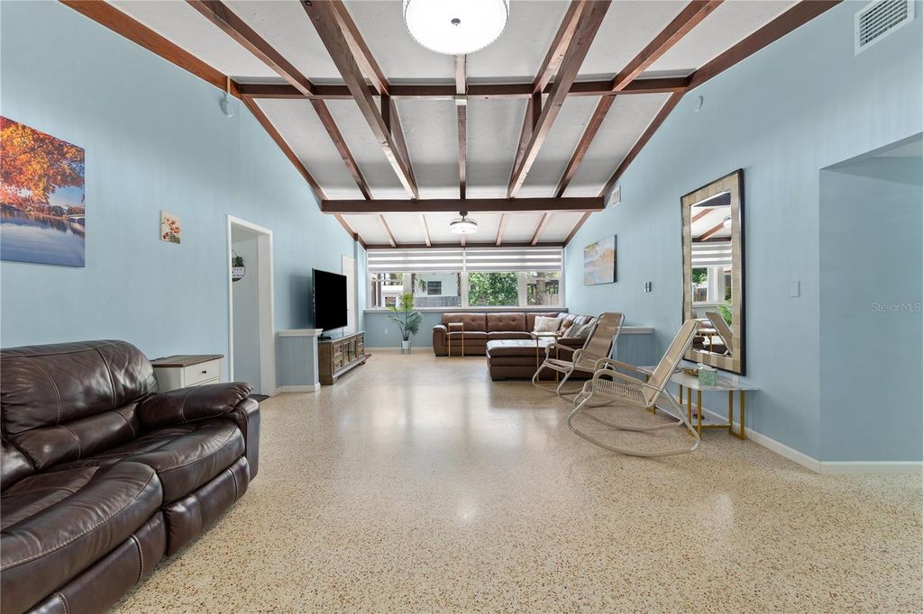 Photo of 138 Pearl Avenue, Sarasota, FL 34243 (MLS # A4691706)