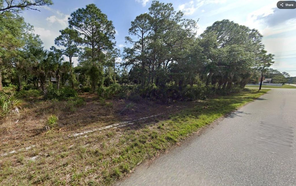 Photo of 17516 York Avenue, Port Charlotte, FL 33948 (MLS # C7509025)