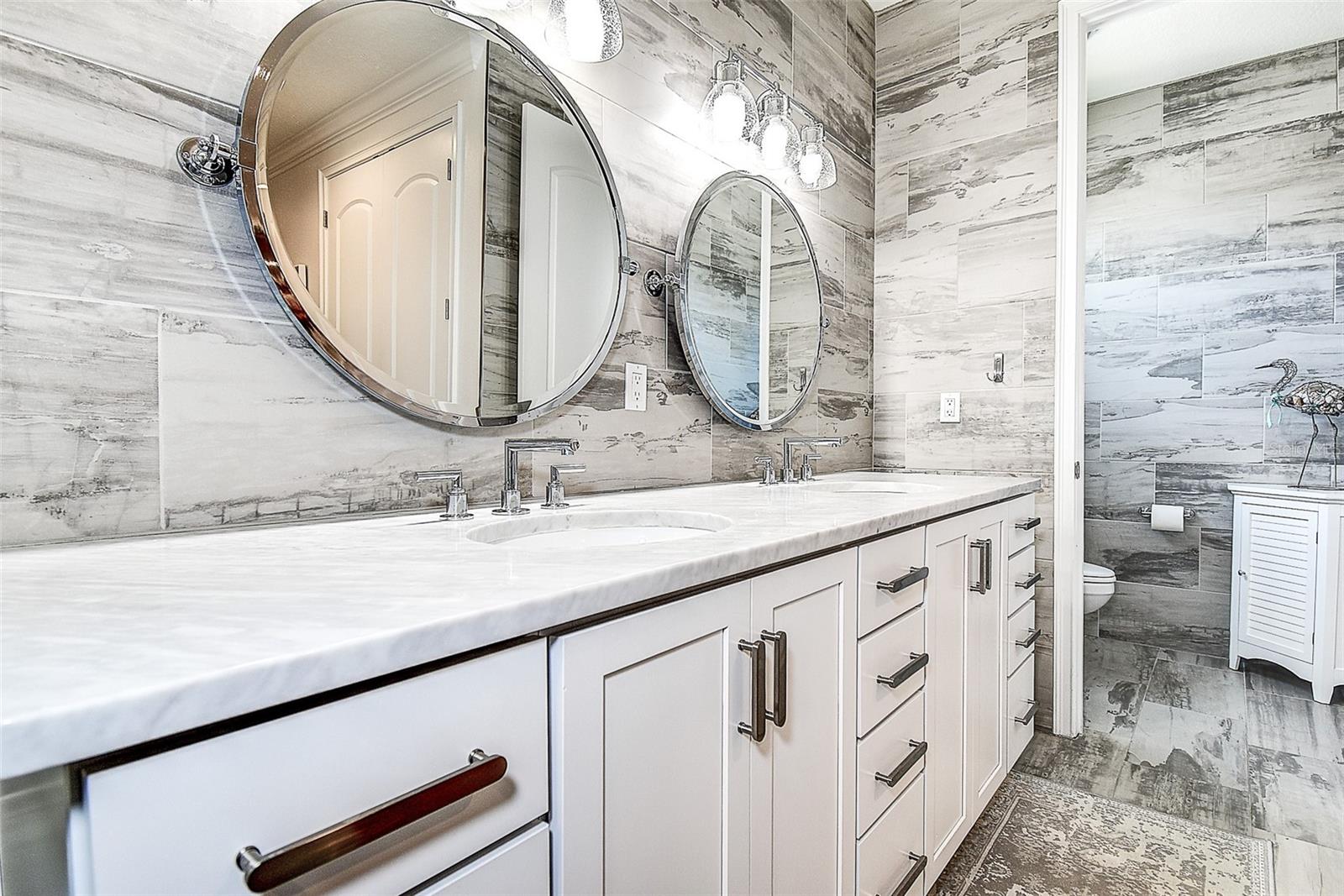 REGENT LANE - Residential