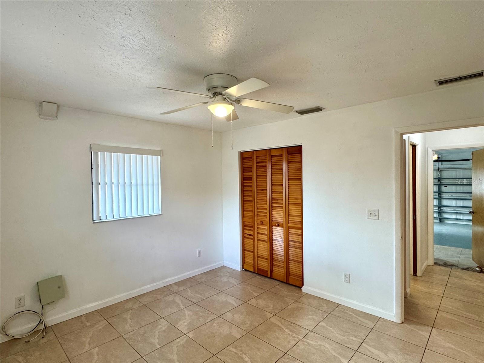 SOUTH VENICE - Residential Lease